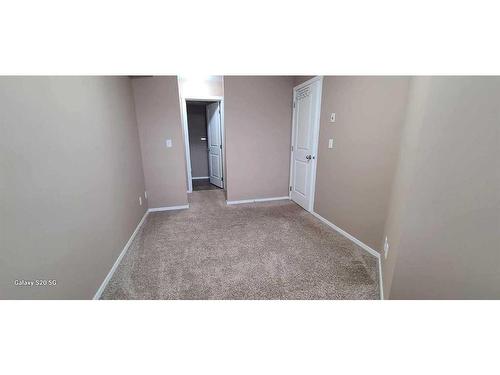 2310-81 Legacy Boulevard Se, Calgary, AB - Indoor Photo Showing Other Room