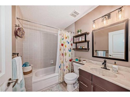 618 Rocky Ridge View Nw, Calgary, AB - Indoor Photo Showing Bathroom