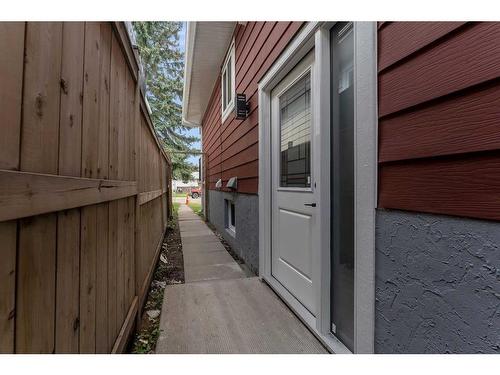 1327B 35 Street Se, Calgary, AB - Outdoor With Exterior