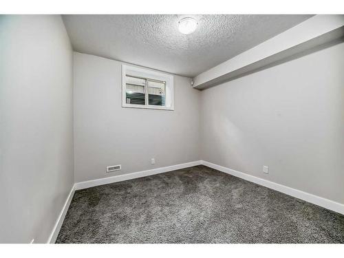 113 West Coach Place Sw, Calgary, AB - Indoor Photo Showing Other Room