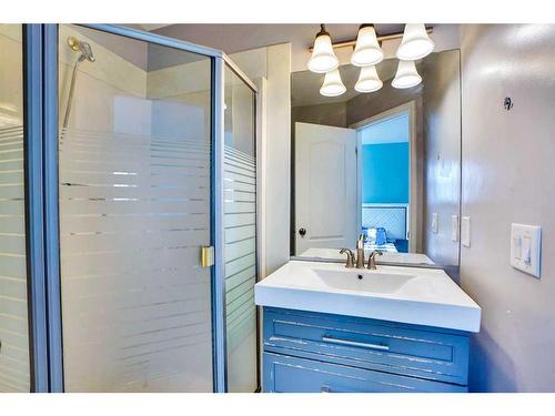 31055 Elbow River Drive, Rural Rocky View County, AB - Indoor Photo Showing Bathroom