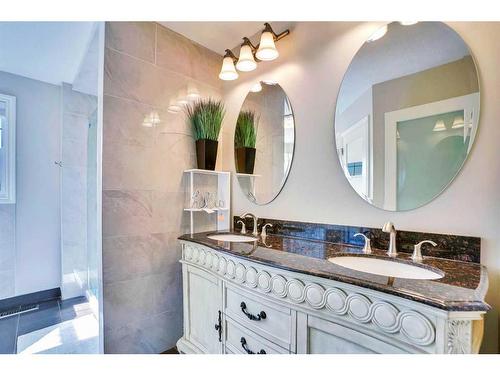 31055 Elbow River Drive, Rural Rocky View County, AB - Indoor Photo Showing Bathroom