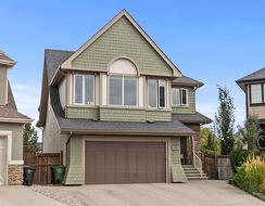 262 Mahogany Bay SE Calgary, AB T3M 0Y1