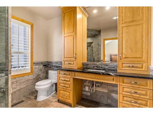 244 Country Hills Court Nw, Calgary, AB - Indoor Photo Showing Bathroom