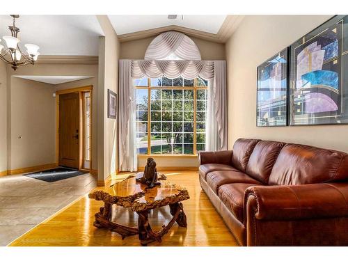 244 Country Hills Court Nw, Calgary, AB - Indoor Photo Showing Living Room