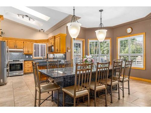 244 Country Hills Court Nw, Calgary, AB - Indoor Photo Showing Dining Room