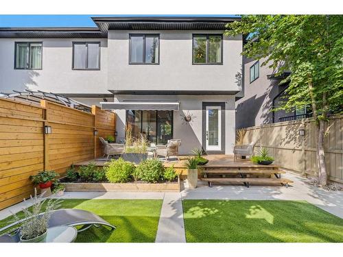 724 36 Street Nw, Calgary, AB - Outdoor