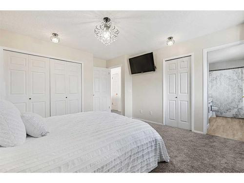 9137 21 Street Se, Calgary, AB - Indoor Photo Showing Bedroom