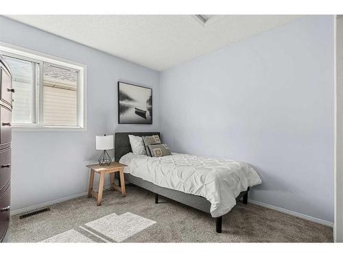 9137 21 Street Se, Calgary, AB - Indoor Photo Showing Bedroom