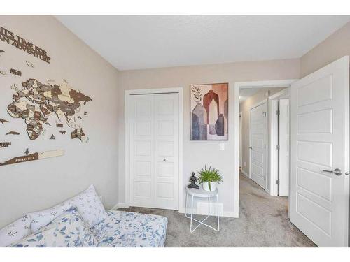 32 Saddlelake Terrace Ne, Calgary, AB - Indoor Photo Showing Bedroom