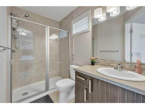 32 Saddlelake Terrace Ne, Calgary, AB - Indoor Photo Showing Bathroom