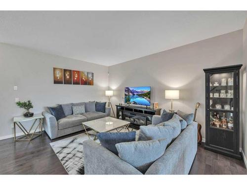 32 Saddlelake Terrace Ne, Calgary, AB - Indoor Photo Showing Living Room