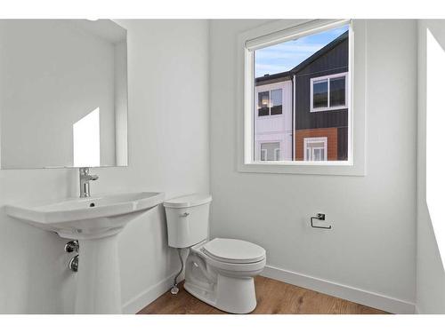 2002-280 Chelsea Road, Chestermere, AB - Indoor Photo Showing Bathroom