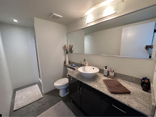 1802-188 15 Avenue Sw, Calgary, AB - Indoor Photo Showing Bathroom