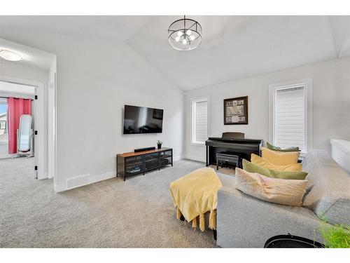 52 Seton Rise Se, Calgary, AB - Indoor Photo Showing Living Room