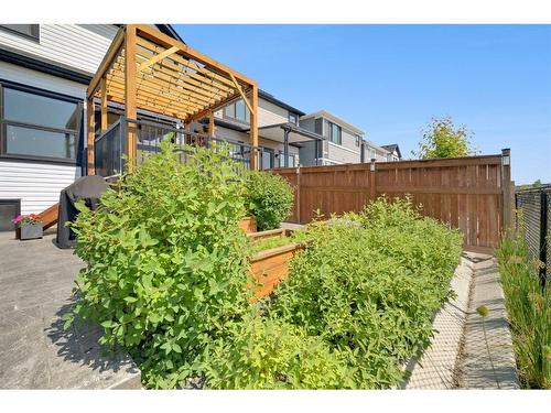 52 Seton Rise Se, Calgary, AB - Outdoor