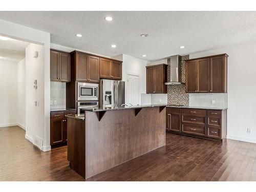 102 Cranarch Common Se, Calgary, AB - Indoor Photo Showing Kitchen