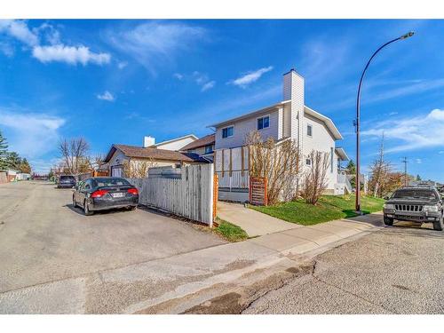 48 Martingrove Way Ne, Calgary, AB - Outdoor