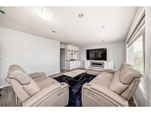 34 Cityscape Bay Ne, Calgary, AB - Indoor Photo Showing Living Room