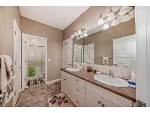 34 Cityscape Bay Ne, Calgary, AB - Indoor Photo Showing Bathroom