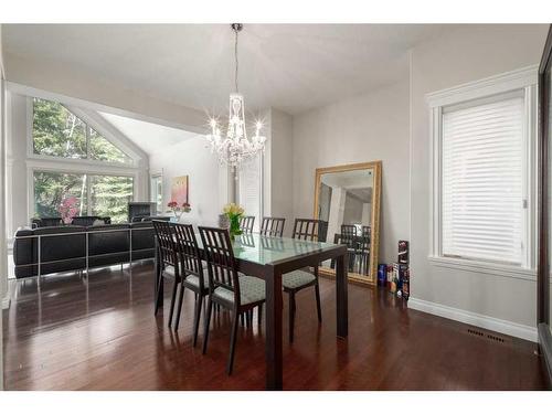 8 Spring Willow Place Sw, Calgary, AB - Indoor Photo Showing Dining Room