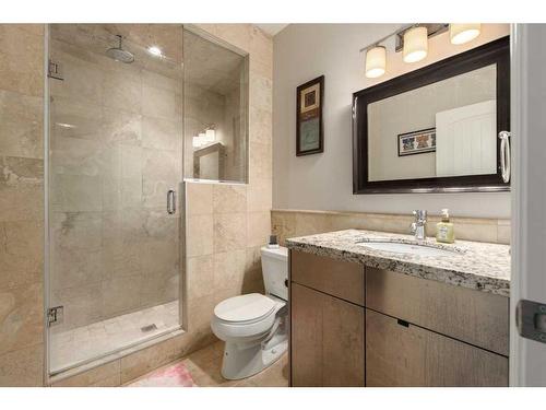 8 Spring Willow Place Sw, Calgary, AB - Indoor Photo Showing Bathroom