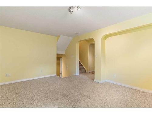 876 Mckenzie Drive Se, Calgary, AB - Indoor Photo Showing Other Room