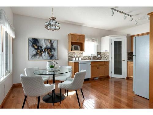 61 Scimitar Heath Nw, Calgary, AB - Indoor Photo Showing Dining Room