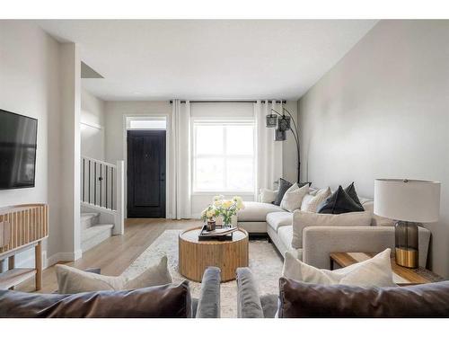 263 Homestead Drive Ne, Calgary, AB - Indoor Photo Showing Living Room