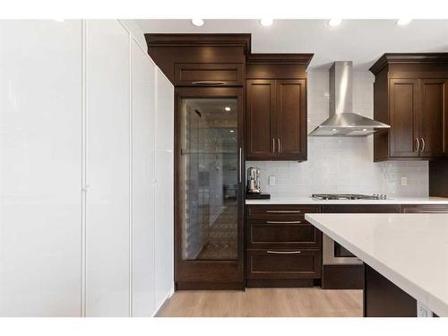 1720 Suffolk Street, Calgary, AB - Indoor Photo Showing Kitchen