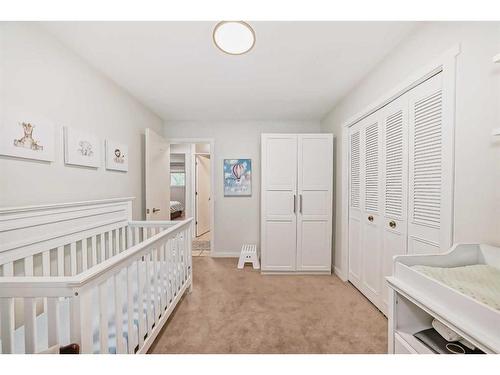 264 Cannington Place Sw, Calgary, AB - Indoor Photo Showing Bedroom