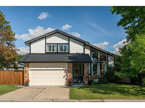 32 Deermont Road Se, Calgary, AB - Outdoor With Facade