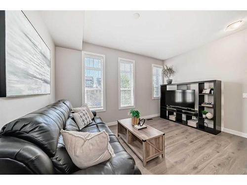 1633 Legacy Circle Se, Calgary, AB - Indoor Photo Showing Living Room