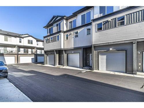 222 Corner Meadows Square Ne, Calgary, AB - Outdoor