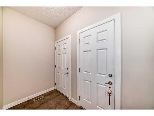 97 Panton Way Nw, Calgary, AB - Indoor Photo Showing Other Room