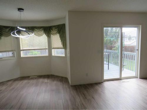 162 West Lakeview Crescent, Chestermere, AB - Indoor Photo Showing Other Room