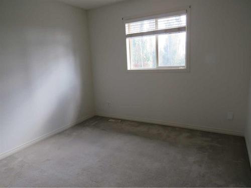 162 West Lakeview Crescent, Chestermere, AB - Indoor Photo Showing Other Room