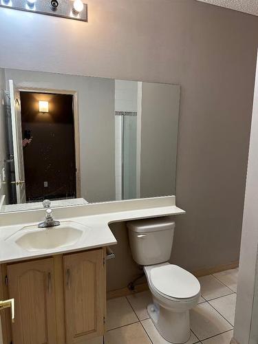 404-103 10 Avenue Nw, Calgary, AB - Indoor Photo Showing Bathroom