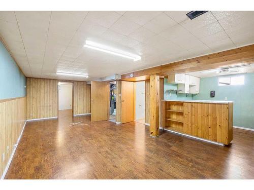 1515 43 Street Se, Calgary, AB - Indoor Photo Showing Basement