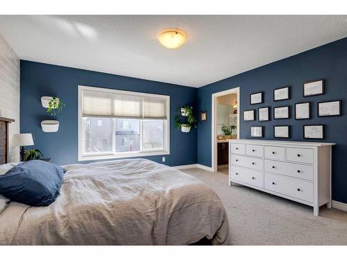 93 Legacy Manor Se, Calgary, AB - Indoor Photo Showing Bedroom