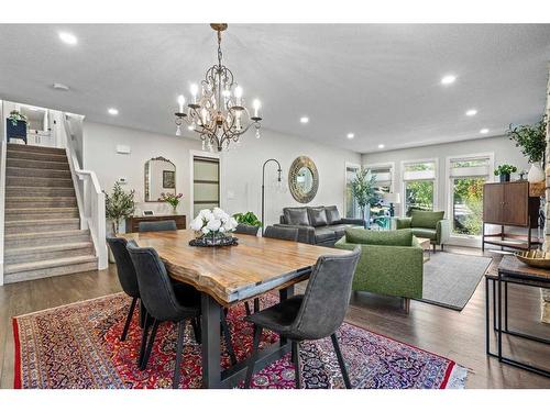 16 Sun Valley Drive Se, Calgary, AB - Indoor Photo Showing Dining Room