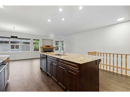 200 Prestwick Manor Se, Calgary, AB - Indoor Photo Showing Kitchen