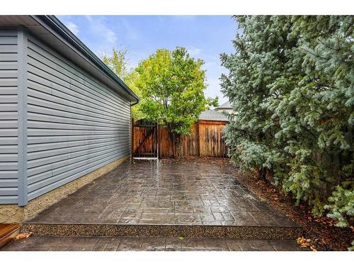 200 Prestwick Manor Se, Calgary, AB - Outdoor