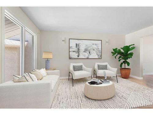 80 Macewan Park Rise Nw, Calgary, AB - Indoor Photo Showing Living Room