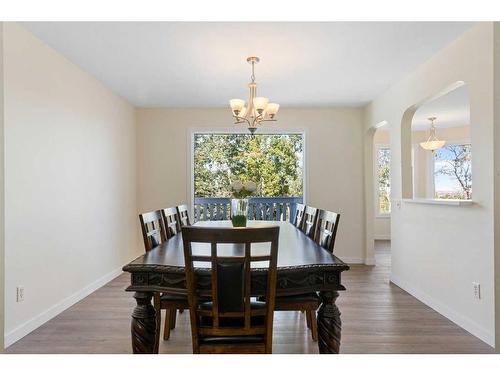 80 Macewan Park Rise Nw, Calgary, AB - Indoor Photo Showing Dining Room