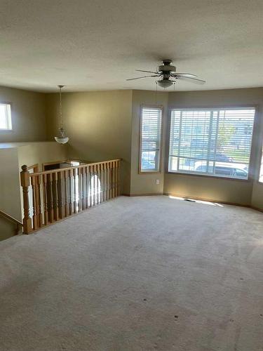 19 Tarawood Road Ne, Calgary, AB - Indoor Photo Showing Other Room