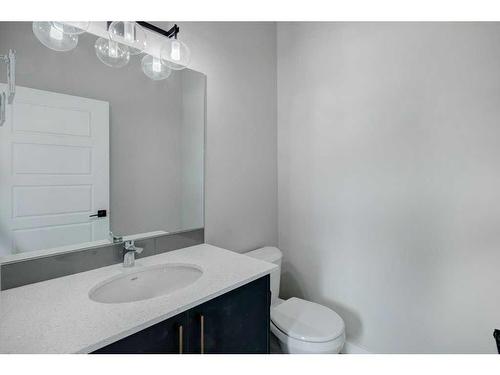 82 Edith Green Nw, Calgary, AB - Indoor Photo Showing Bathroom