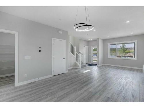 82 Edith Green Nw, Calgary, AB - Indoor Photo Showing Living Room