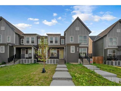 10033 46 Street Ne, Calgary, AB - Outdoor With Facade