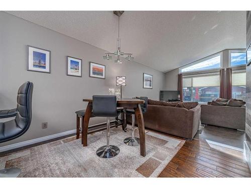 1347 New Brighton Park Se, Calgary, AB 